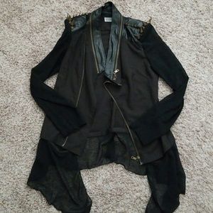 Blazer w/studded shoulder detail
